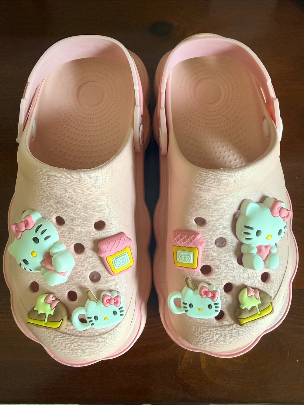 Kids Pink Hello Kitty Shoes